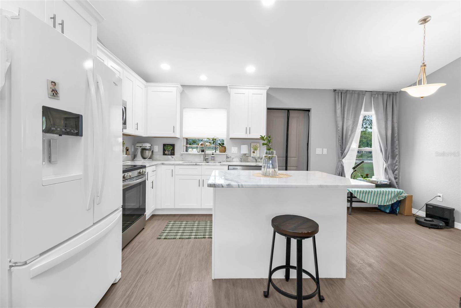 SUNNYBREEZE HARBOR SEC 01 - Residential