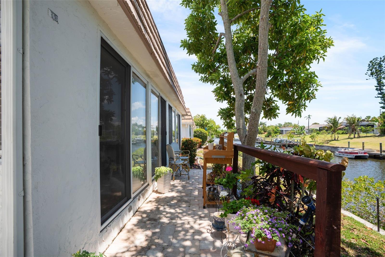 STRATHMORE RIVERSIDE III - Residential