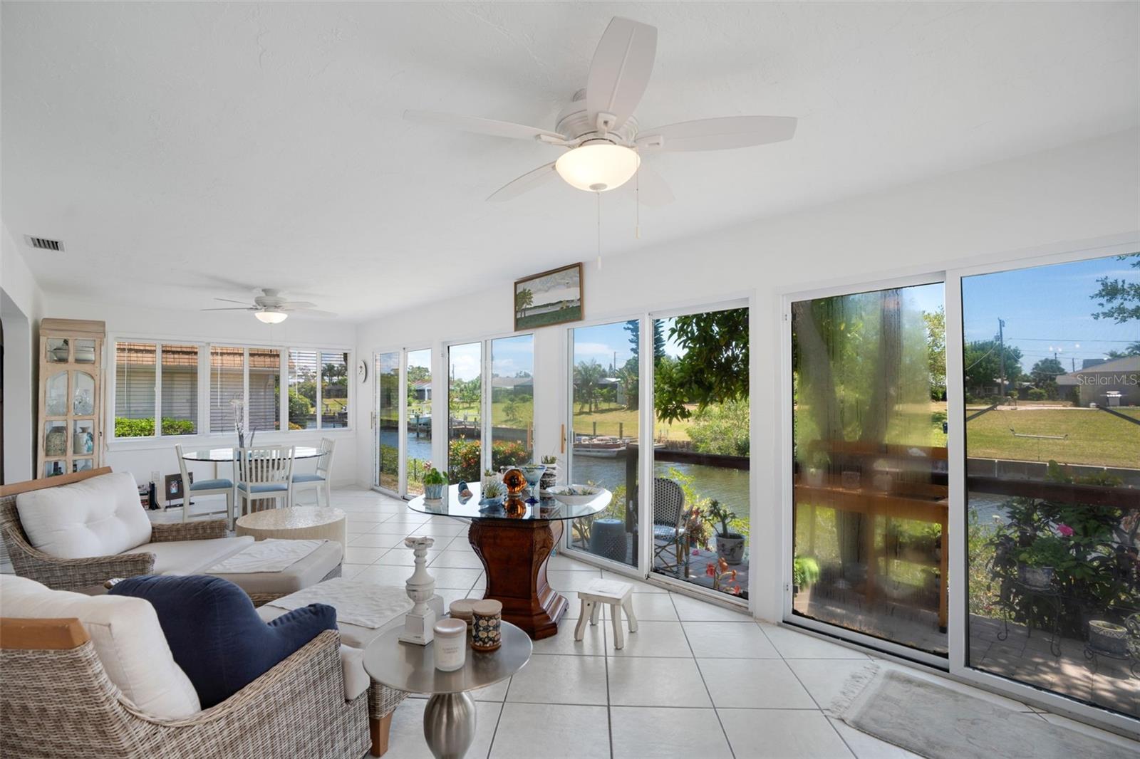 STRATHMORE RIVERSIDE III - Residential
