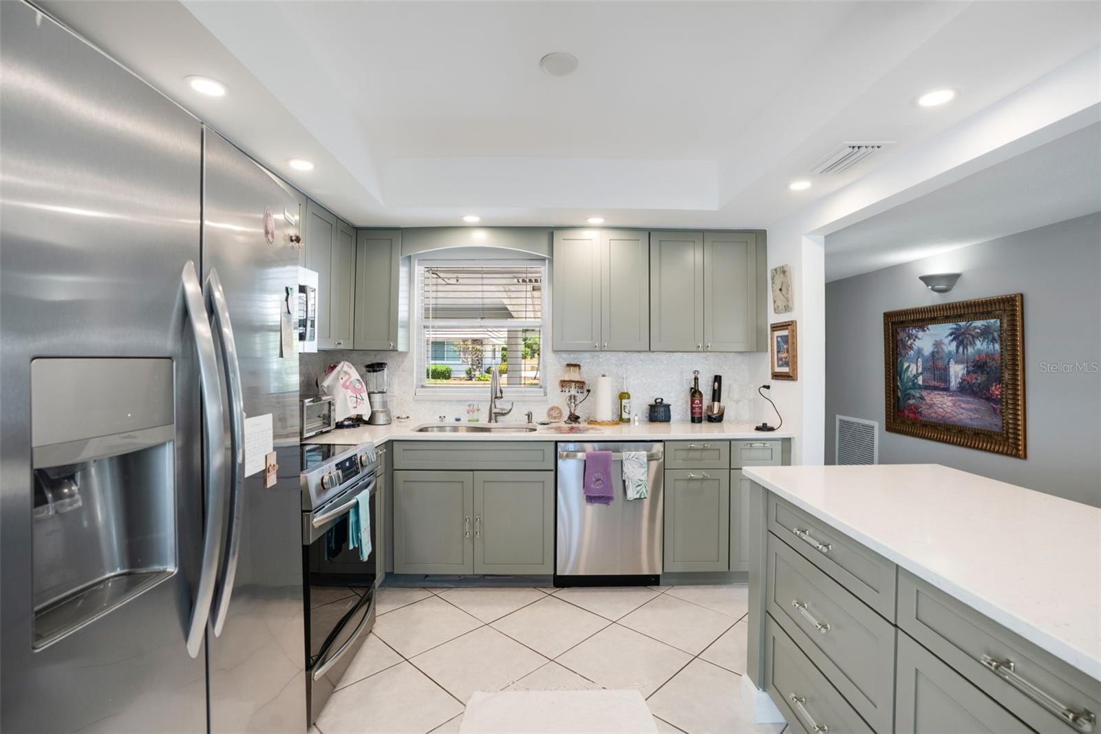 STRATHMORE RIVERSIDE III - Residential