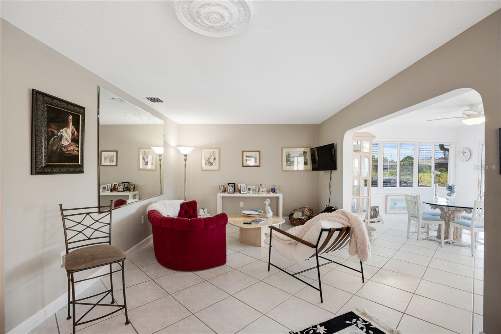 STRATHMORE RIVERSIDE III - Residential