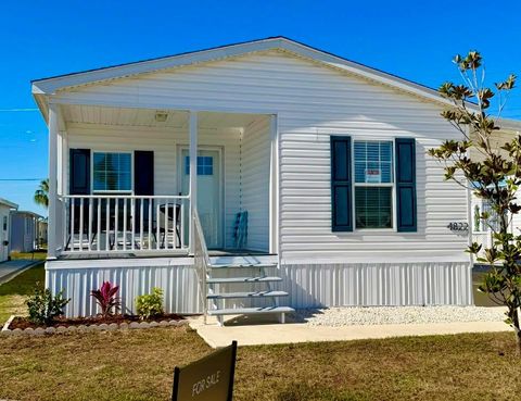 Photo of 4822 Tri Par Drive, Sarasota, FL 34234 (MLS # A4662179)