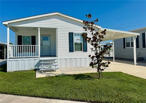 Photo of 4822 Tri Par Drive, Sarasota, FL 34234 (MLS # A4662179)