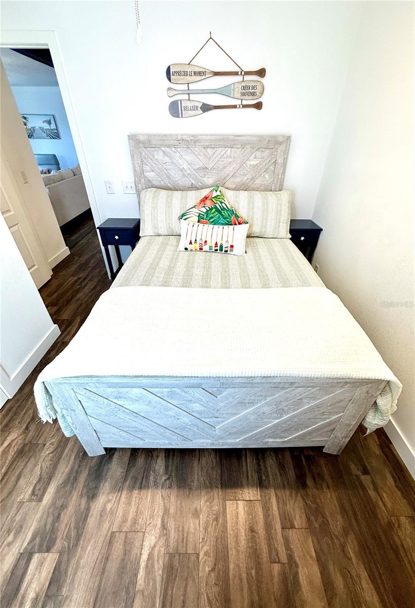 TRI-PAR ESTATES - Residential