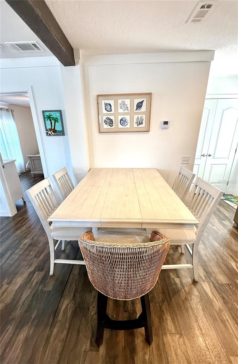 TRI-PAR ESTATES - Residential