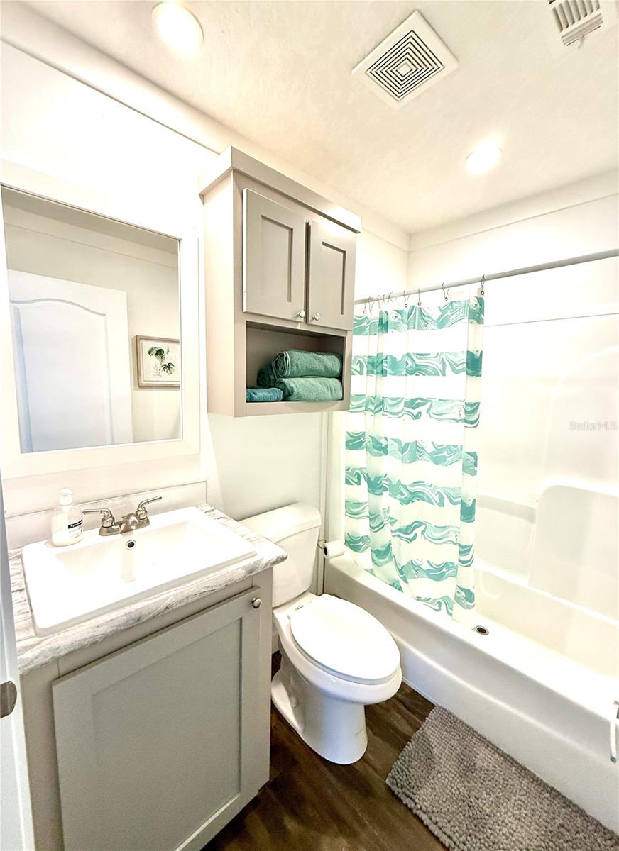 TRI-PAR ESTATES - Residential