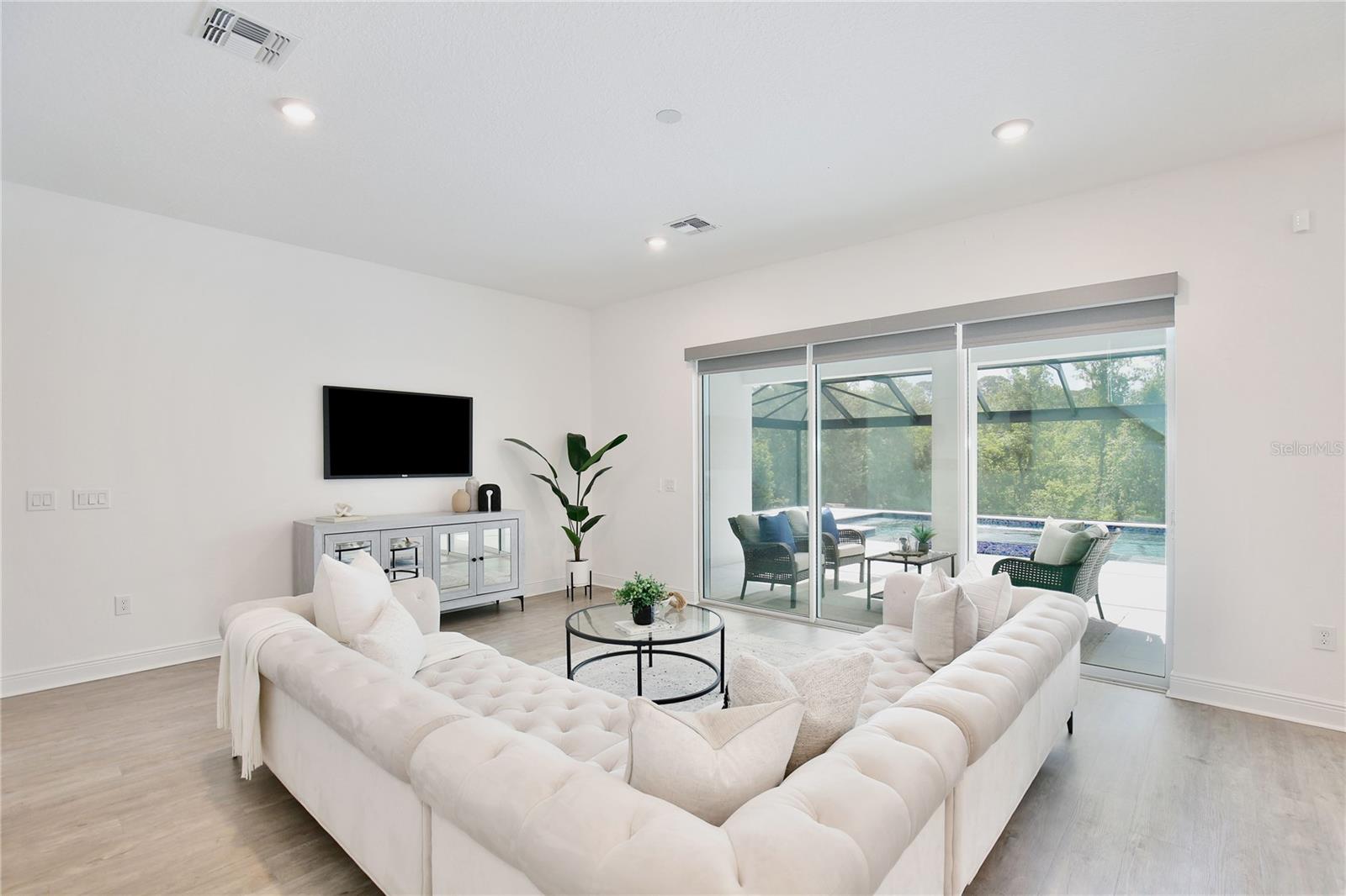 WATERMARK PH 4 - Residential