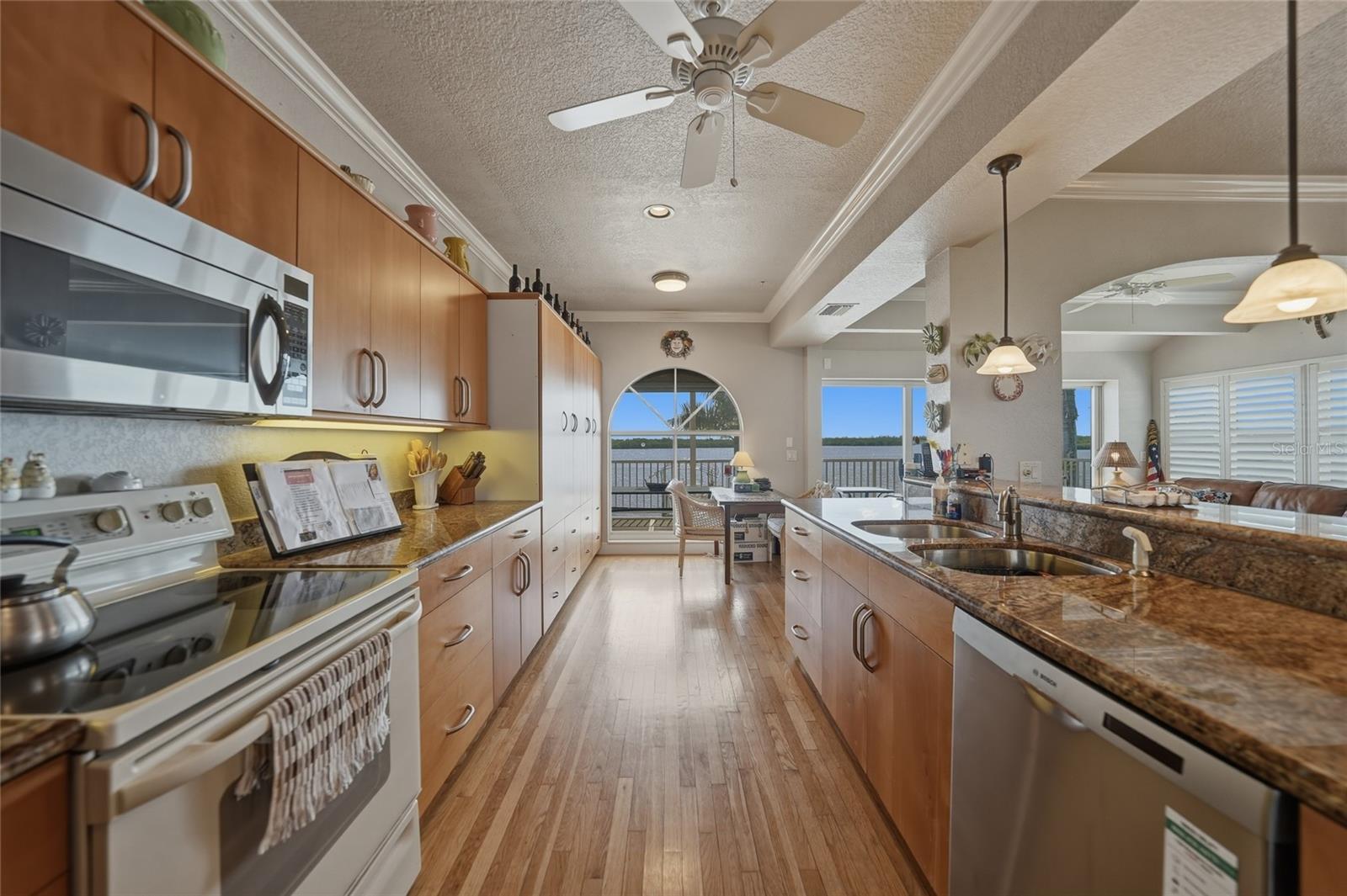 HARBOR HEIGHTS - Residential