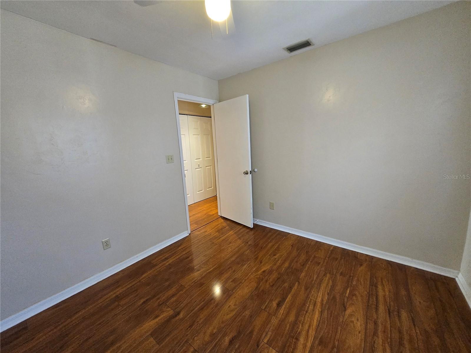 NORTHRIDGE - Residential Lease