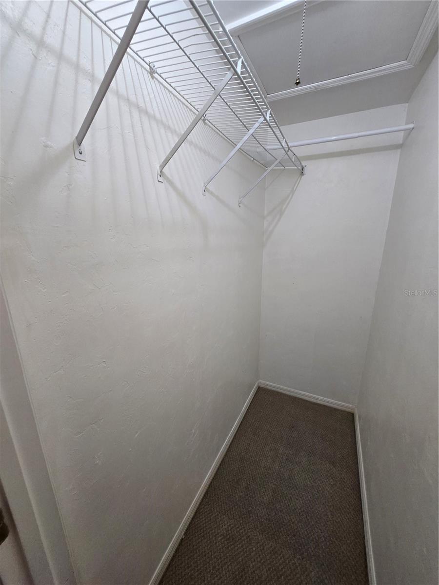 NORTHRIDGE - Residential Lease
