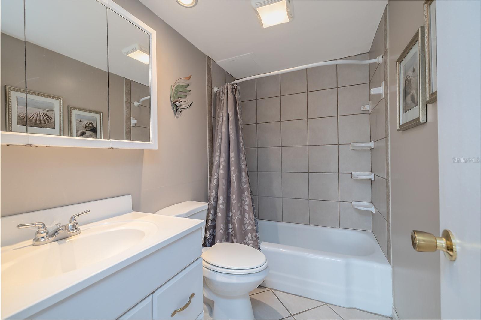 TOWERS - Residential