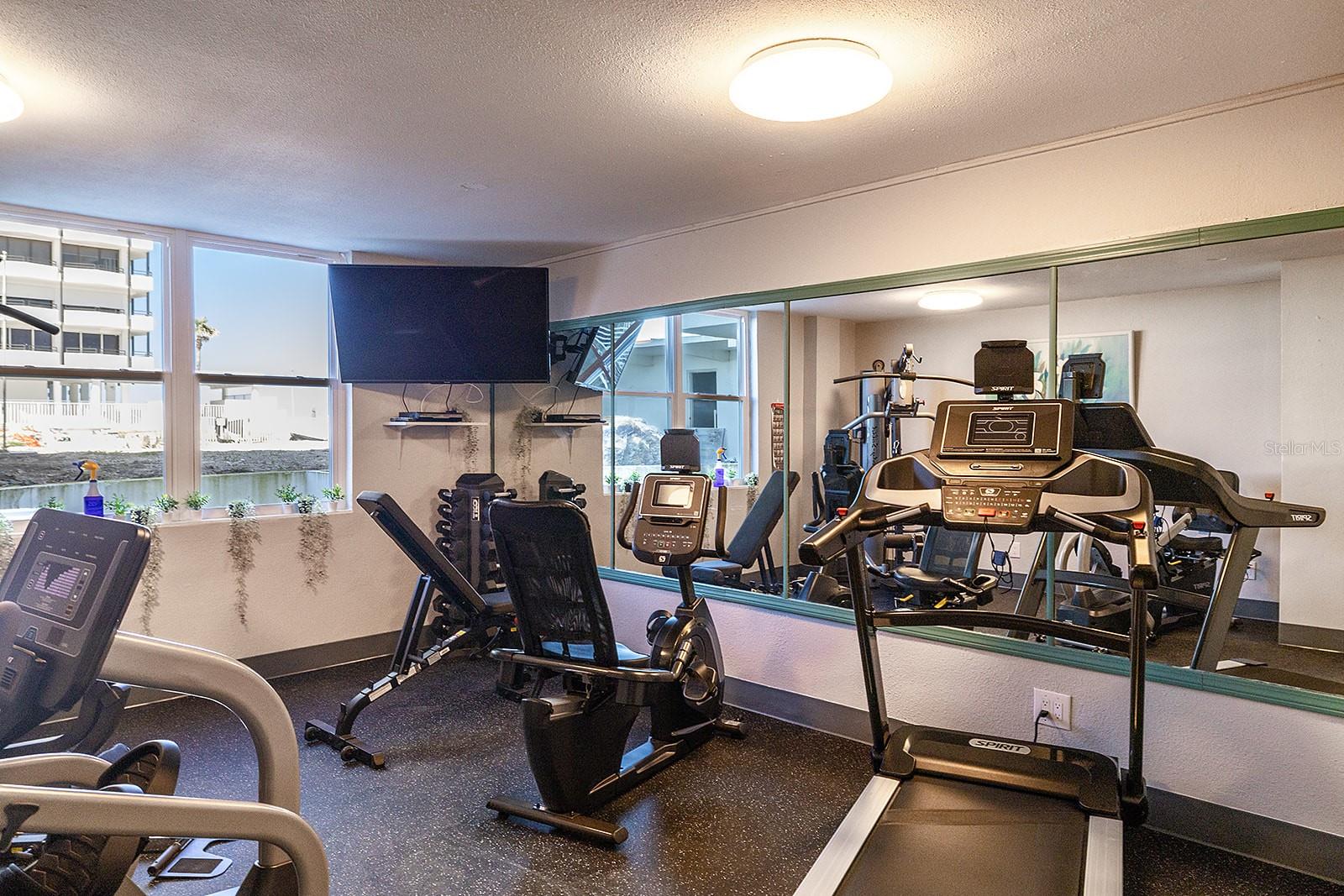 TOWERS - Residential