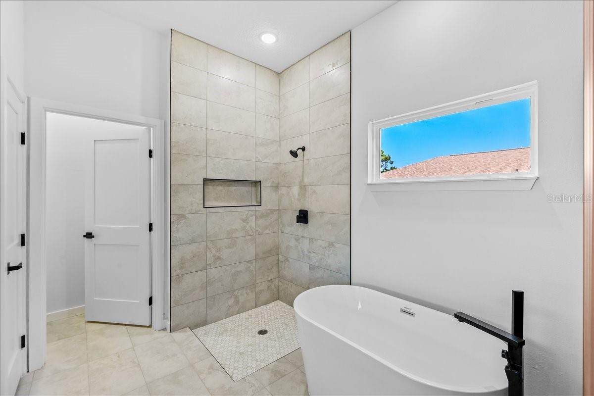 CITRUS SPGS UNIT 27 - Residential