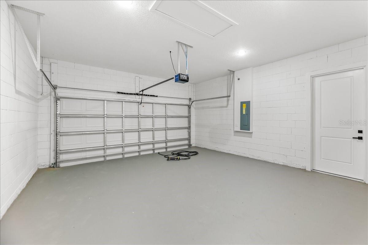 CITRUS SPGS UNIT 27 - Residential