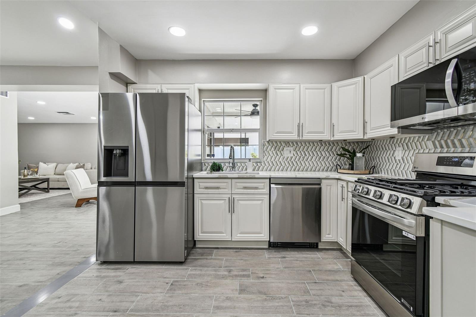 BAYSHORE ESTATES 2 - Residential