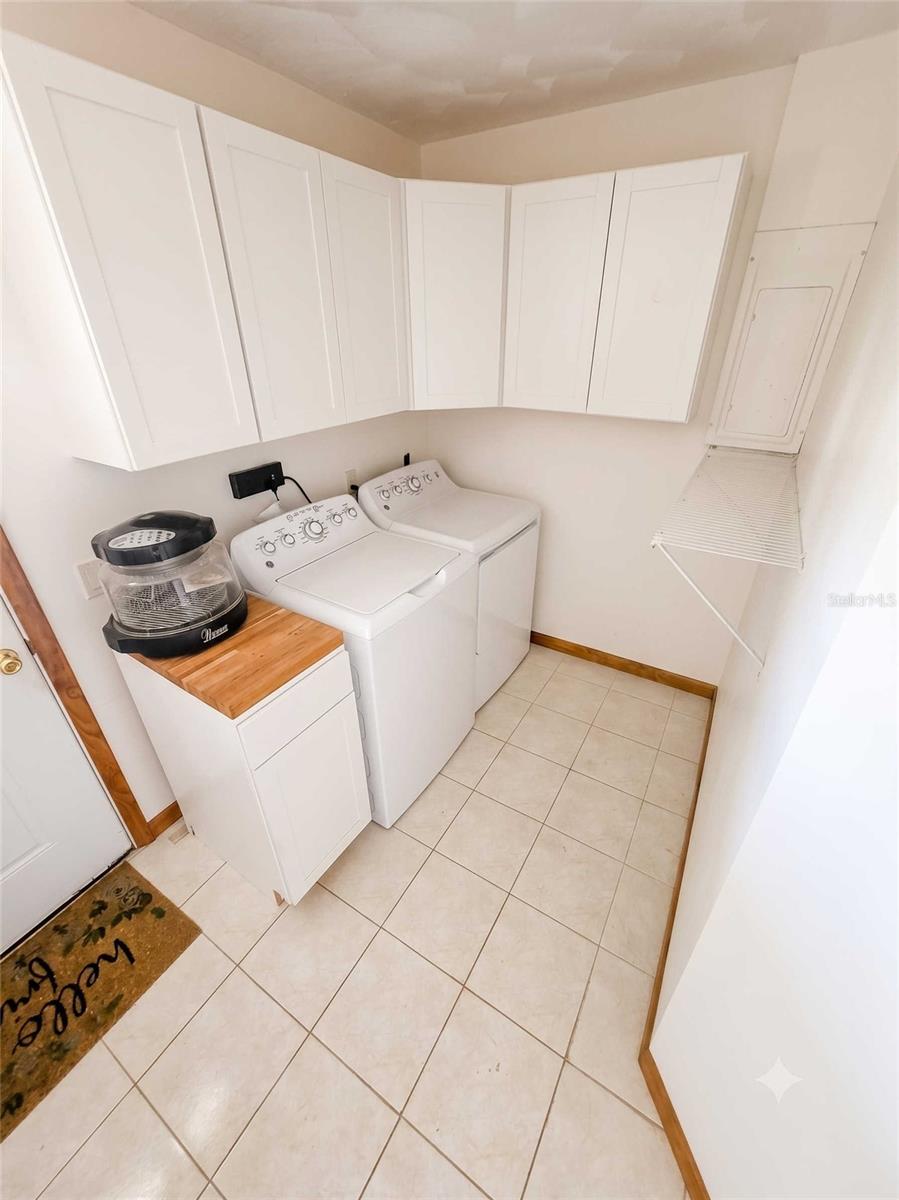 RIDGE MNR WEST - Residential