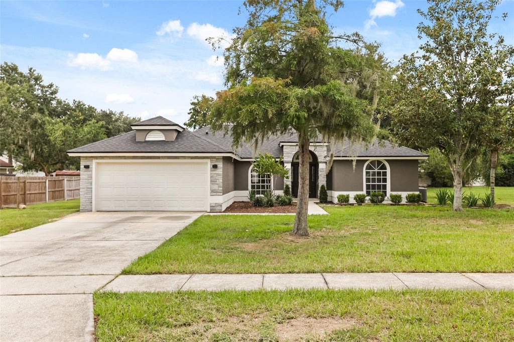 Photo of 13031 Scottish Pine Lane, Clermont, FL 34711 (MLS # O6430738)