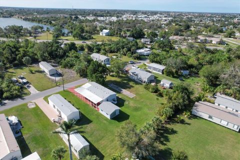 A home in PUNTA GORDA