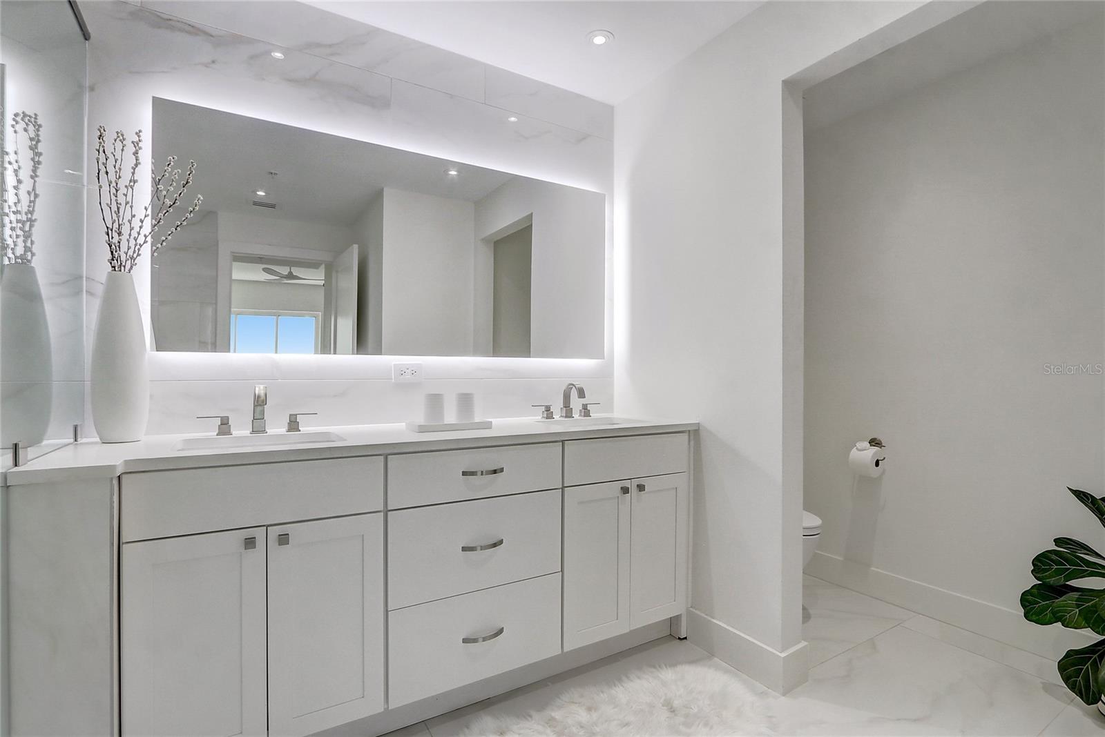 SANCTUARY DOWNTOWN CONDO - Residential