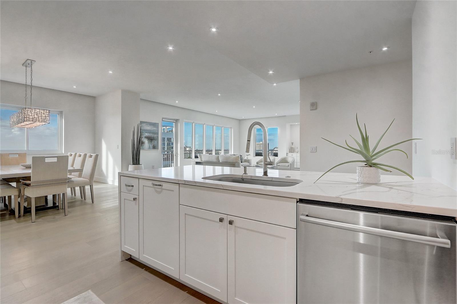 SANCTUARY DOWNTOWN CONDO - Residential