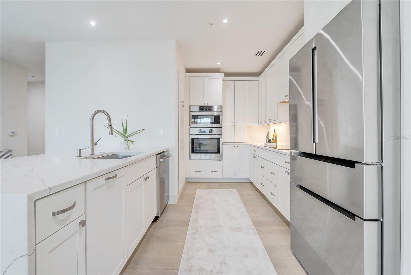 SANCTUARY DOWNTOWN CONDO - Residential