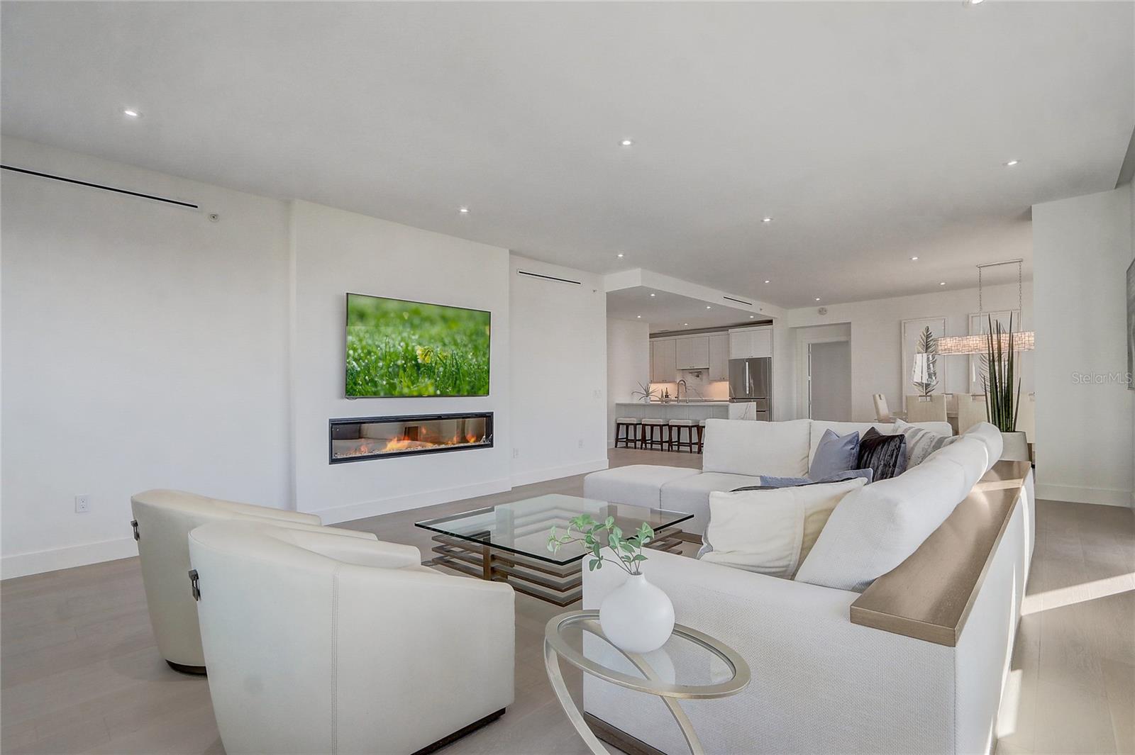 SANCTUARY DOWNTOWN CONDO - Residential