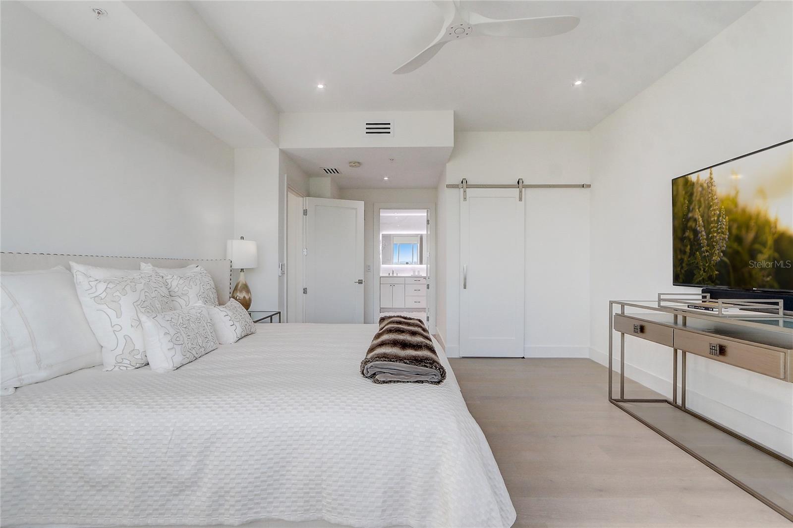 SANCTUARY DOWNTOWN CONDO - Residential