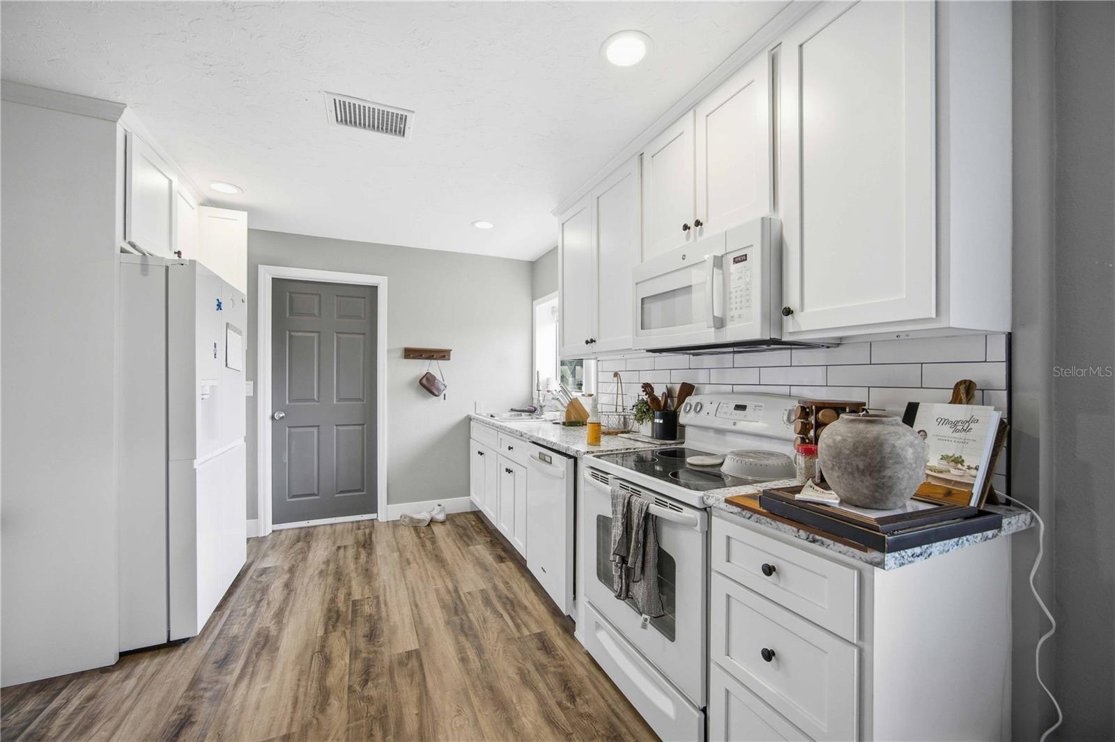 RAINBOW RANCH ACRES - Residential