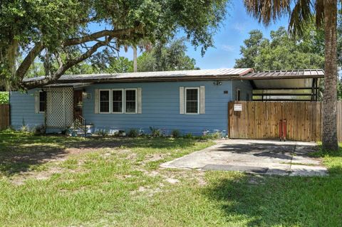 Photo of 163 Buchanan Circle, Satsuma, FL 32189 (MLS # FC310860)