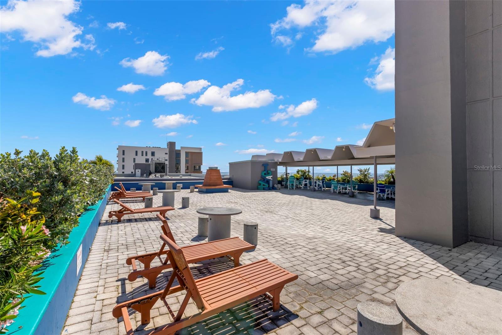 BEACON ON 3RD ST THE - Residential