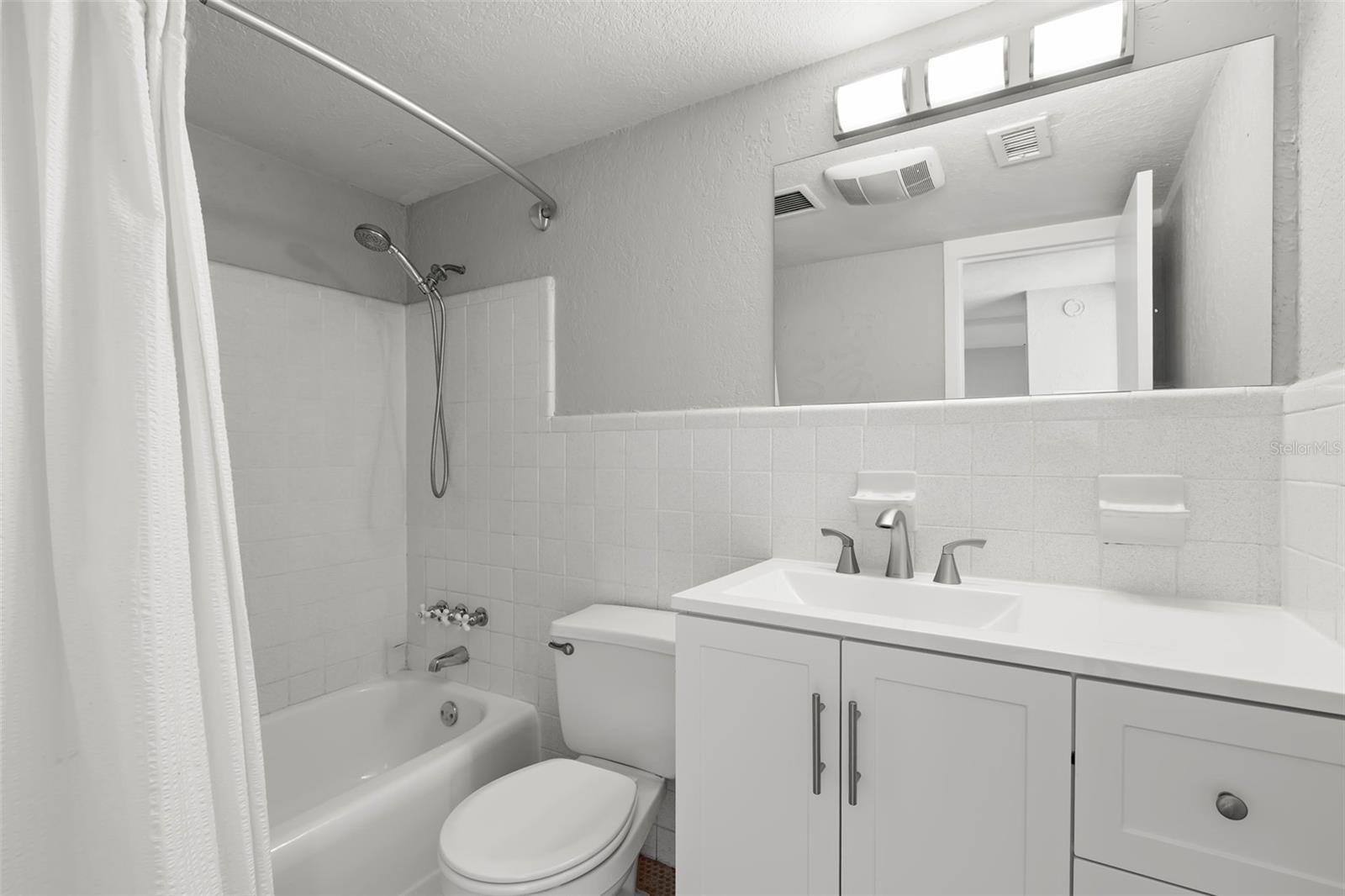 BEACON ON 3RD ST THE - Residential