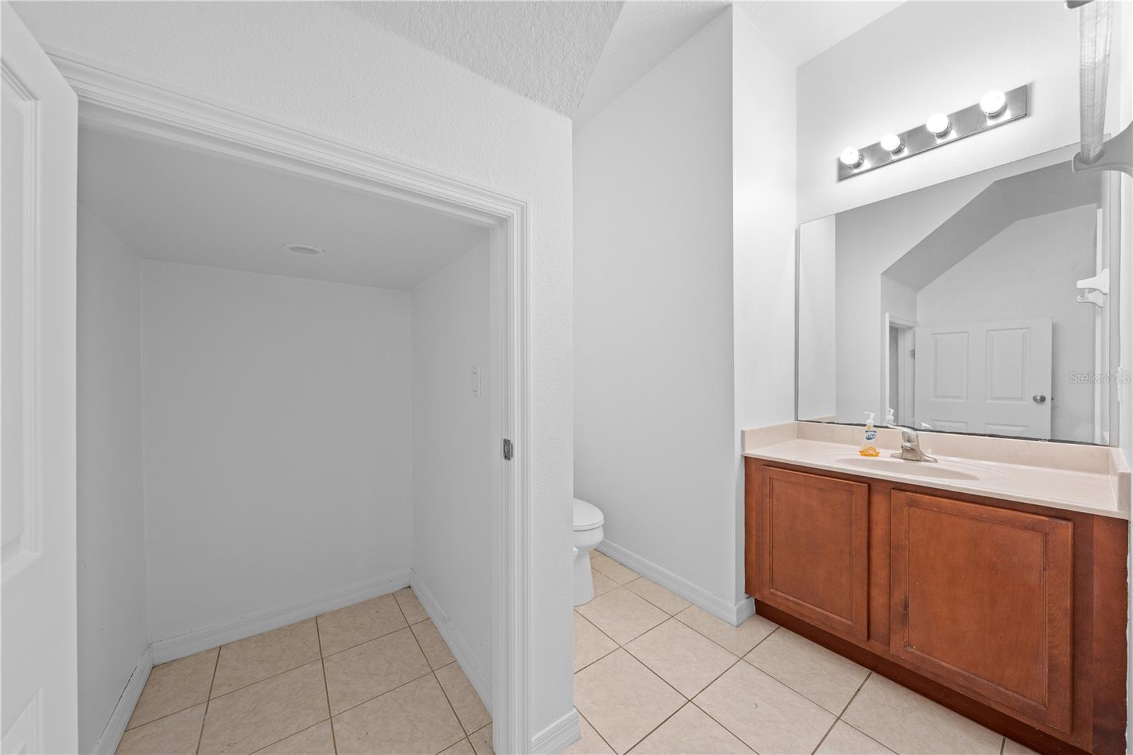 BELLALAGO PH 7L - Residential