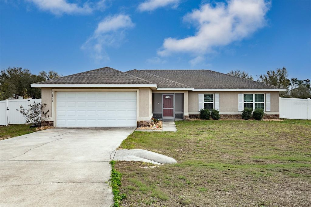 Photo of 10451 SW 45th Avenue, Ocala, FL 34476 (MLS # OM720215)
