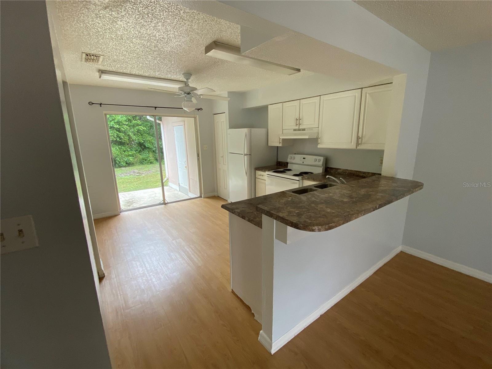 SEVEN ACRES SUB - Residential Lease