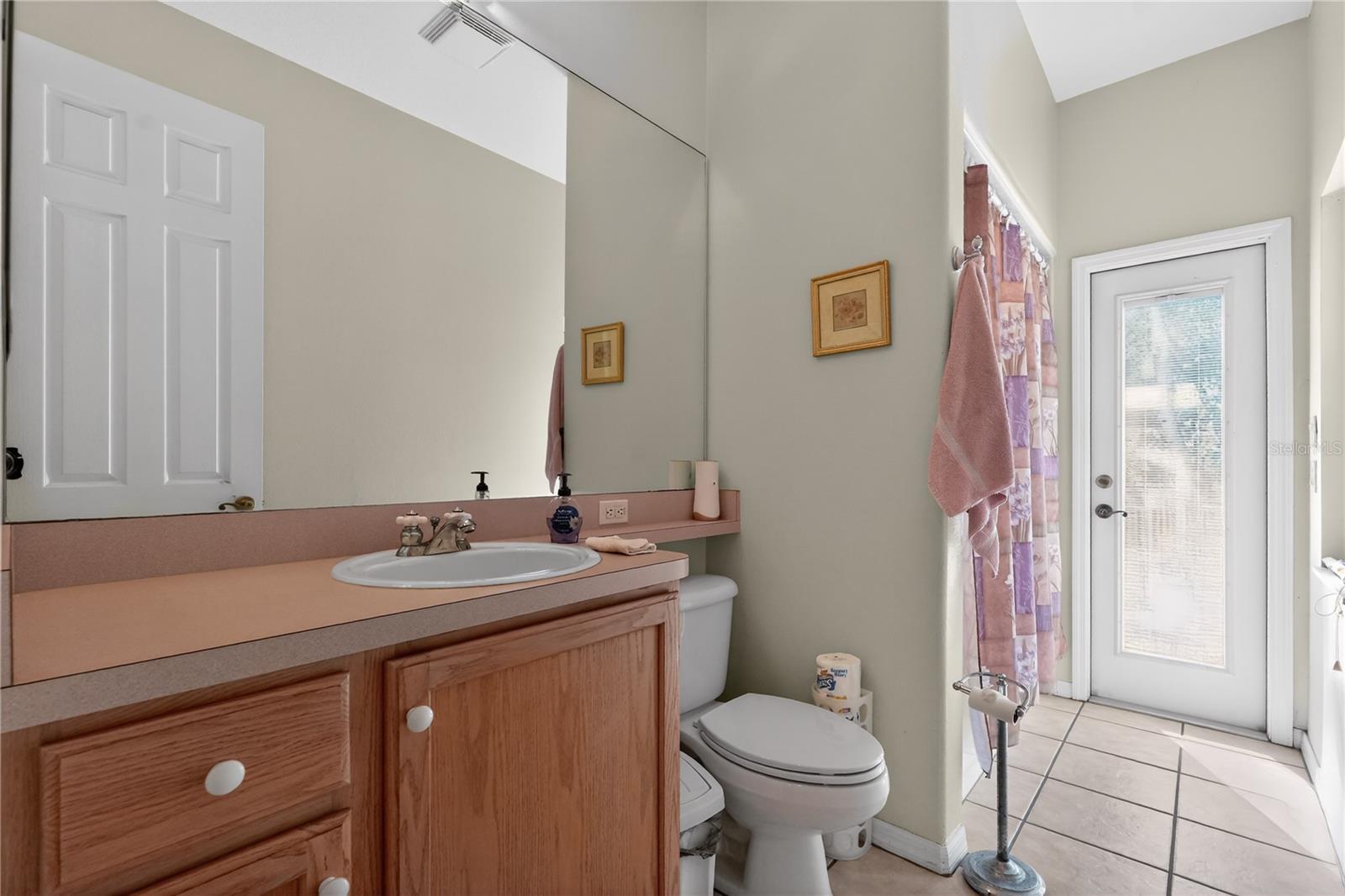 AUTUMN OAKS - Residential