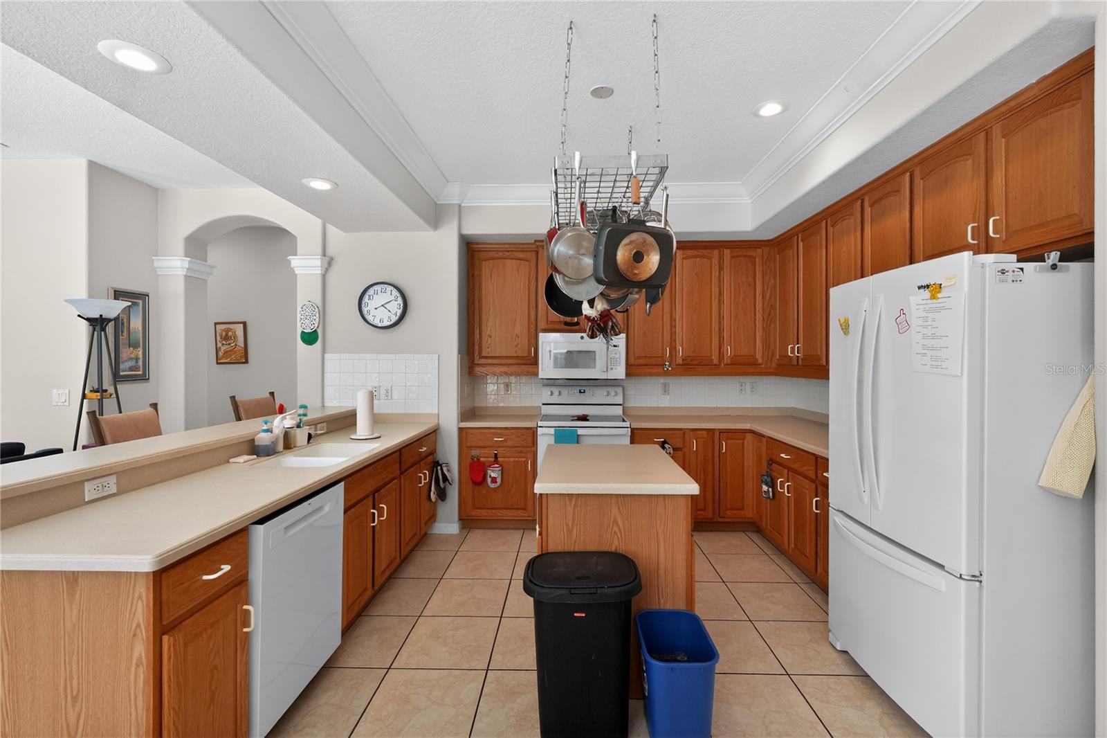 AUTUMN OAKS - Residential