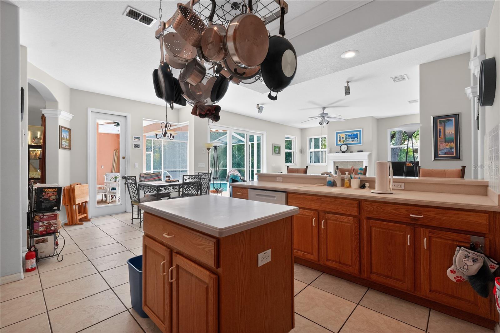 AUTUMN OAKS - Residential