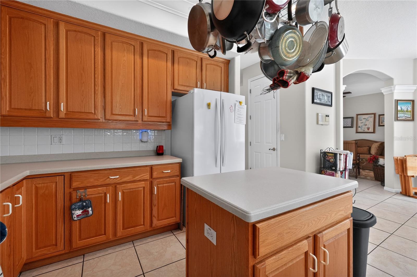 AUTUMN OAKS - Residential