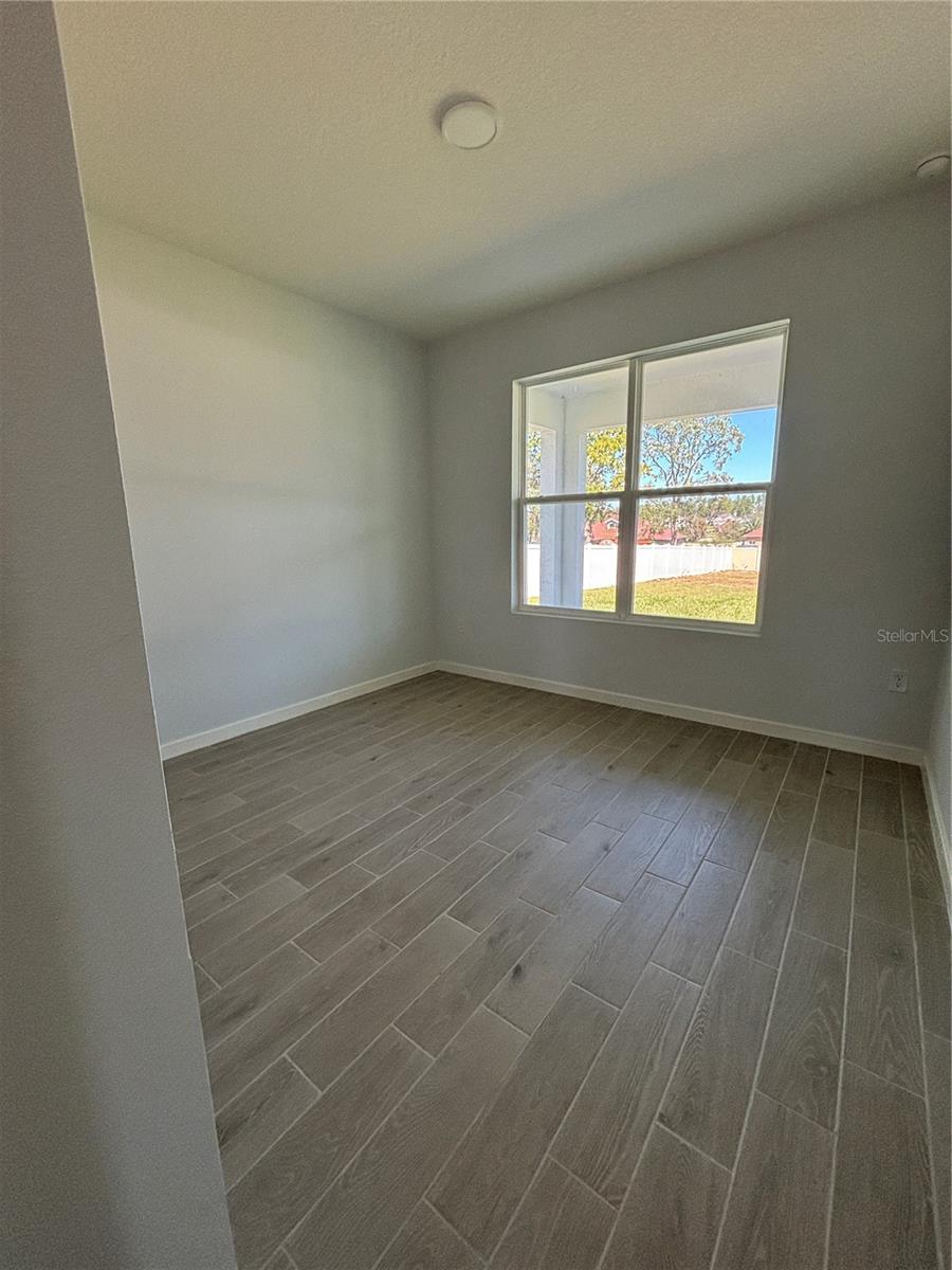 KINGSLAND COUNTRY ESTATE - Residential Lease