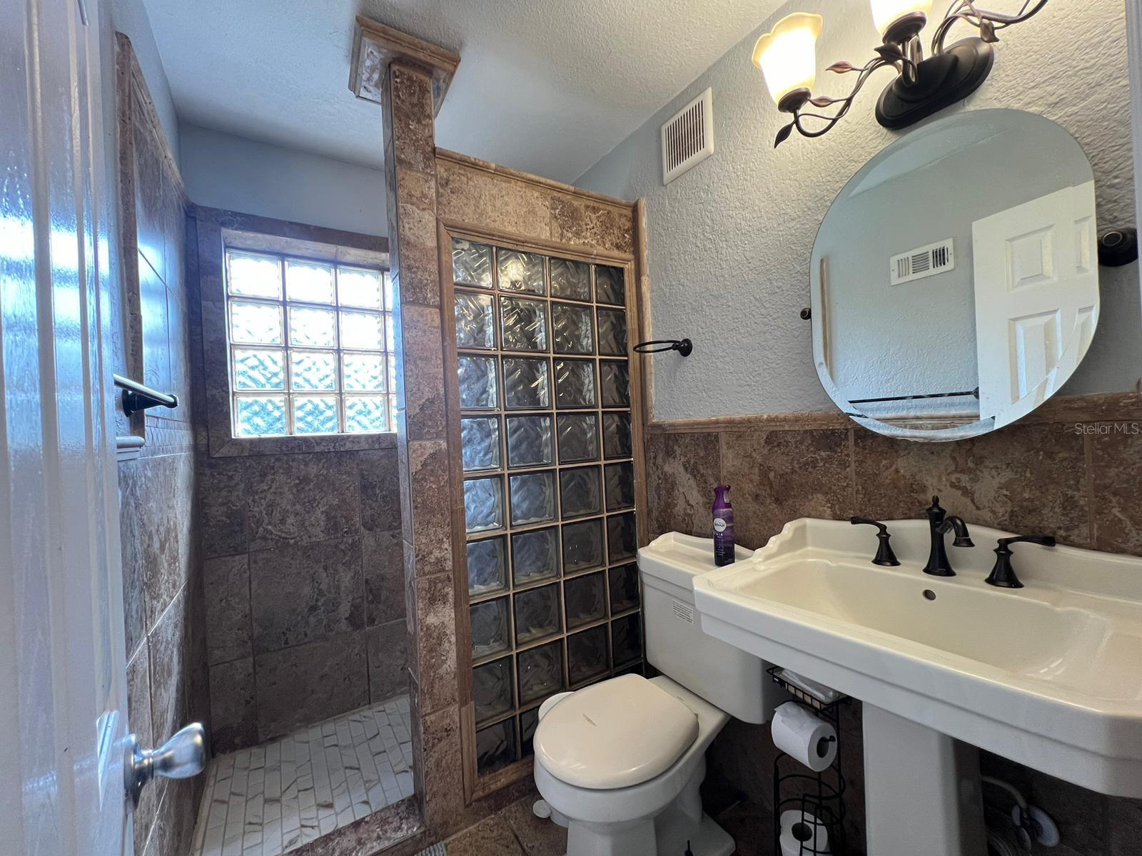 HIGBEE H L ADD DAYTONA - Residential Lease