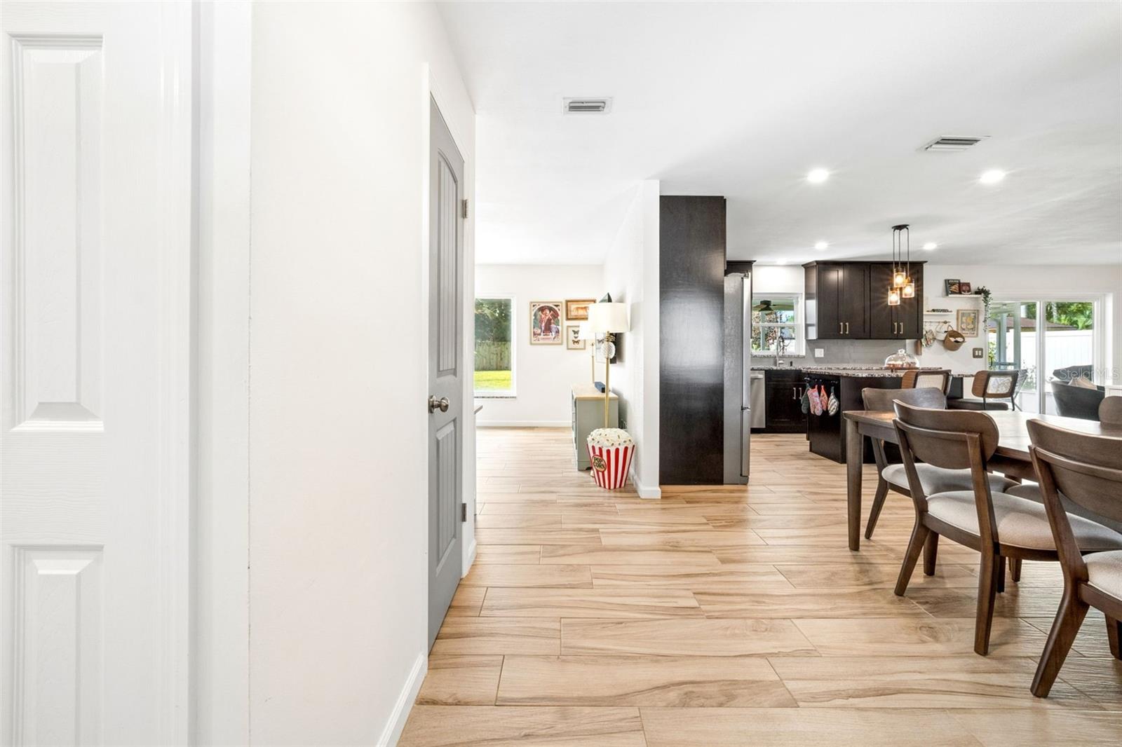 BROOKHOLLOW - Residential