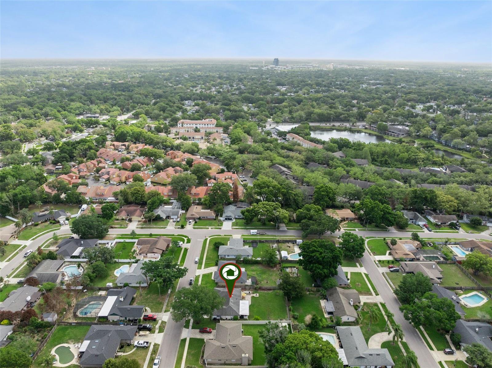 BROOKHOLLOW - Residential