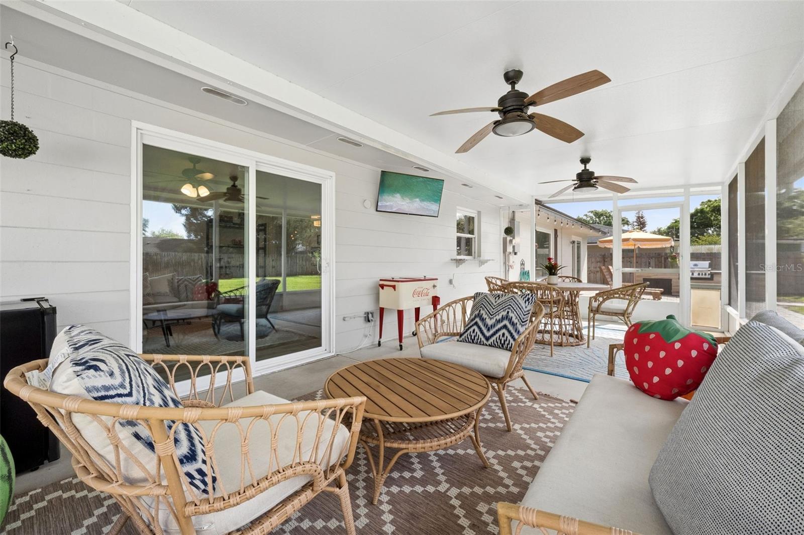 BROOKHOLLOW - Residential