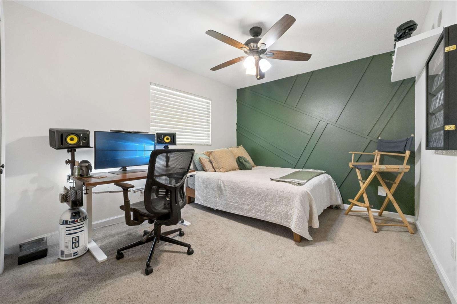 BROOKHOLLOW - Residential