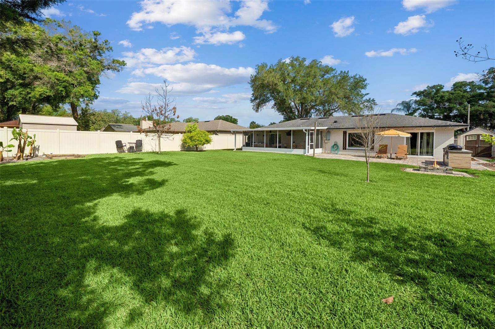 BROOKHOLLOW - Residential