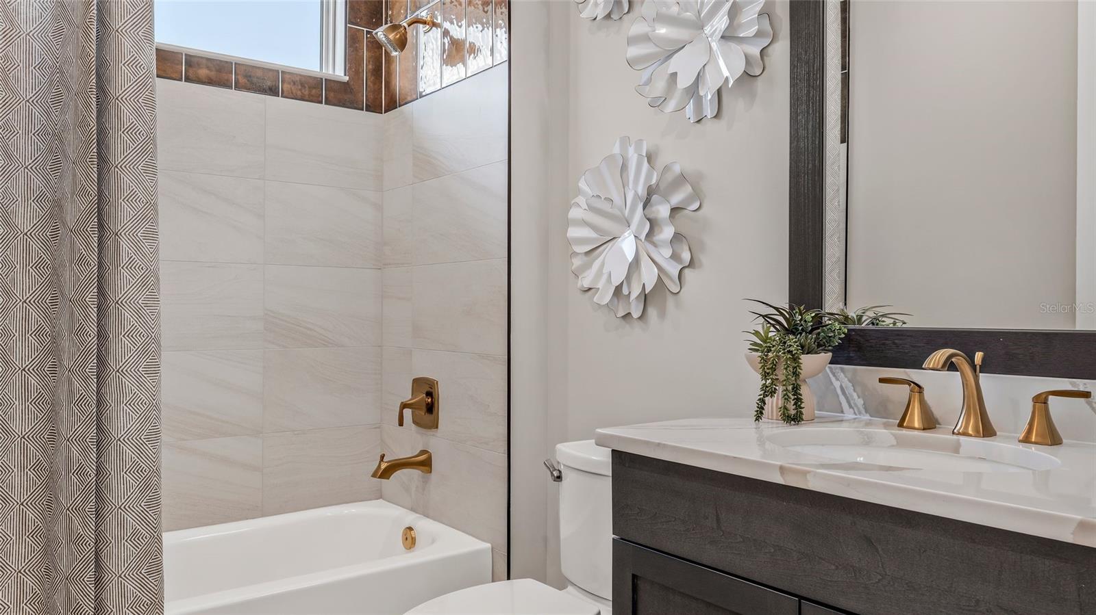 KH CW HAMMOCK OAKS LLC - Residential