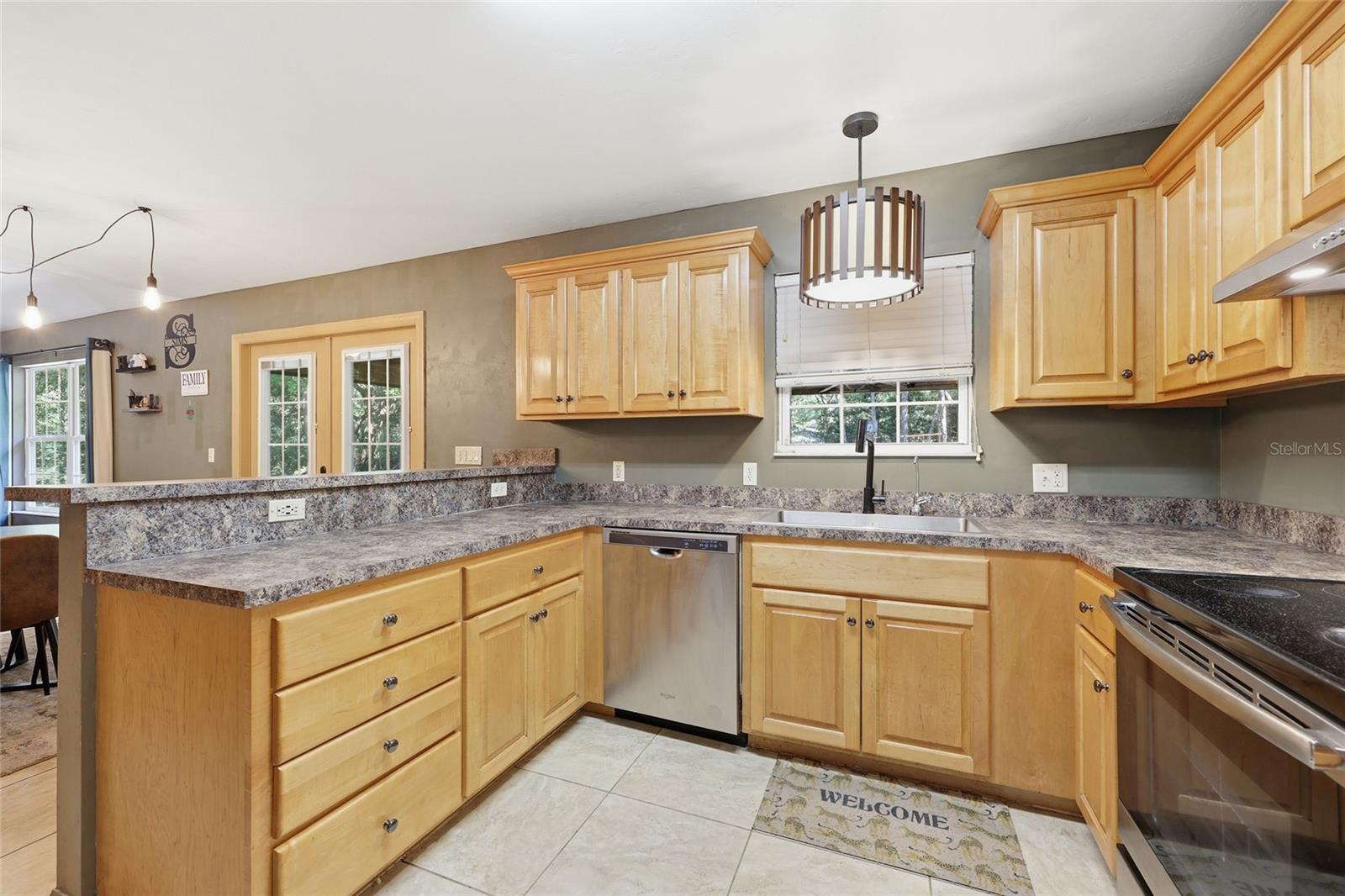 PT OF GOVT LOT 20 OR897 P1218, (PARCEL 394) (MAP S - Residential