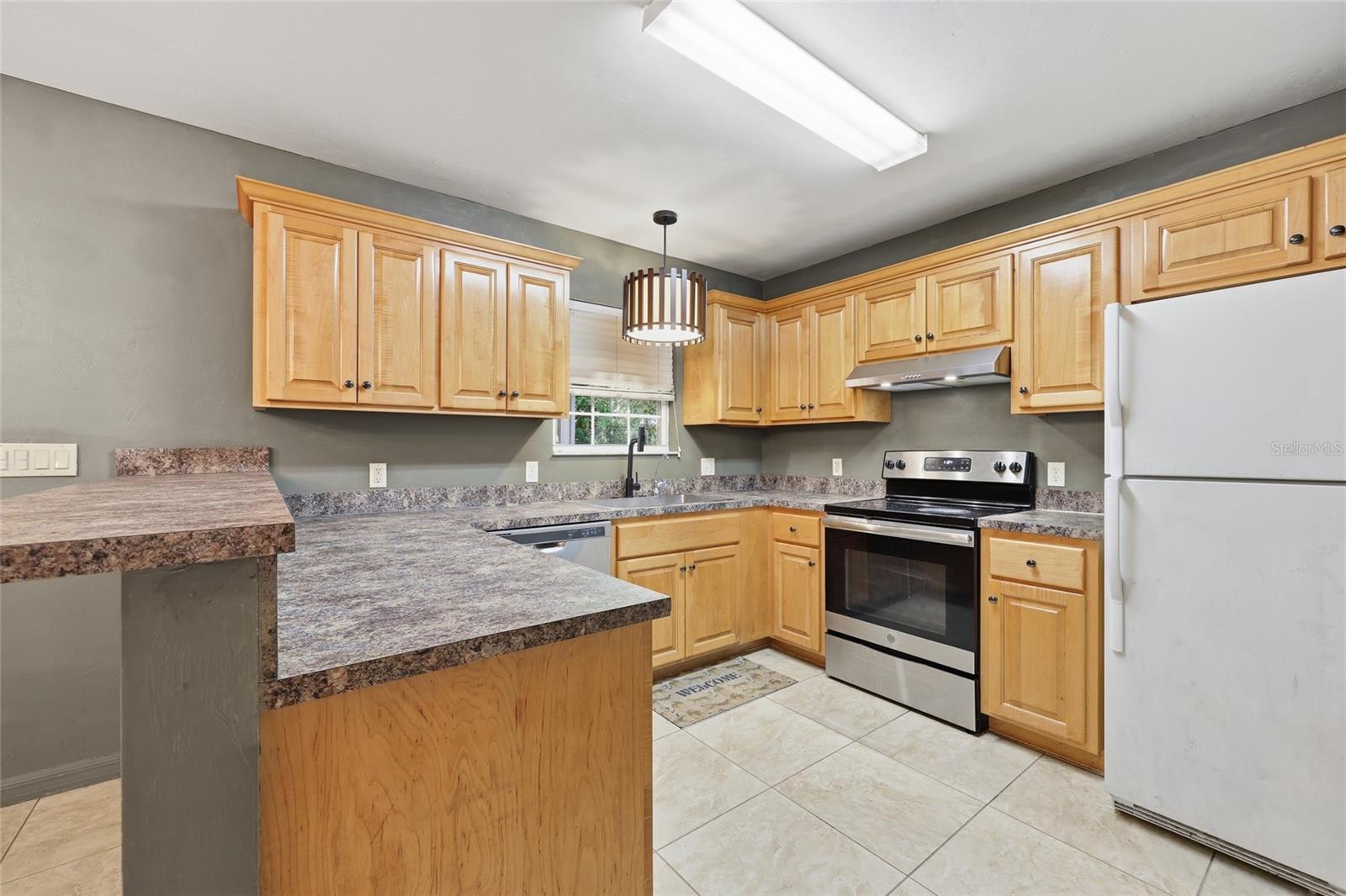 PT OF GOVT LOT 20 OR897 P1218, (PARCEL 394) (MAP S - Residential