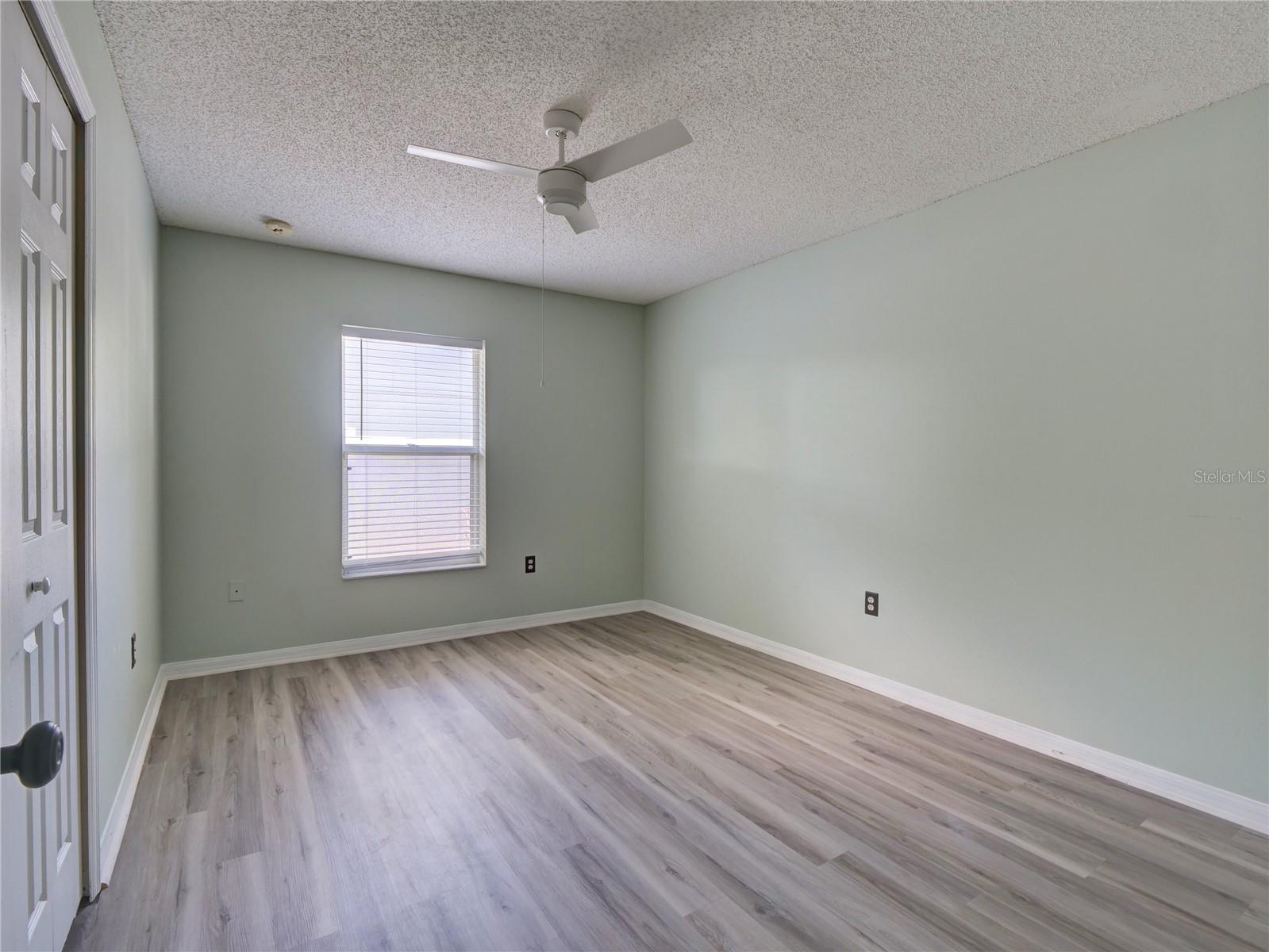 GROVELAND EAGLE PINES - Residential Lease