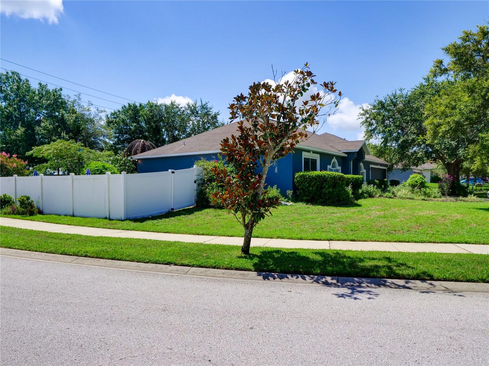 GROVELAND EAGLE PINES - Residential Lease